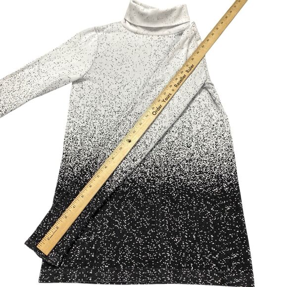 Athleta Flurry Blizzard Gradient Turtleneck Shirt Womens Ribbed Top Size Medium - Picture 8 of 14